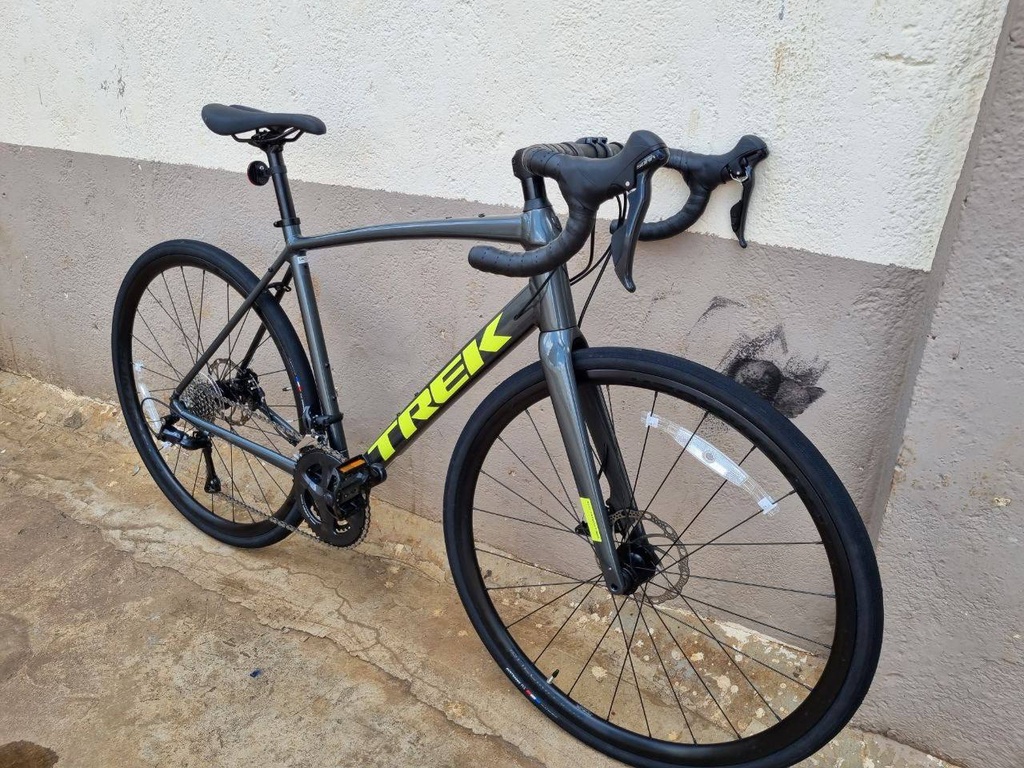 Trek Domane AL 3 Disc 2022 Road Bike – Size 56 (New)