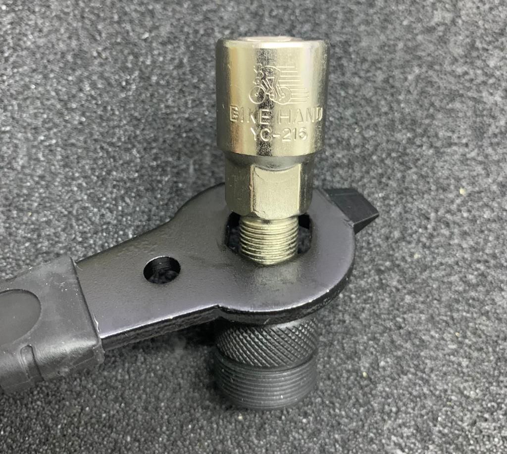 BIKEHAND YC-216A-15 Bicycle Crank Mount Tool Set