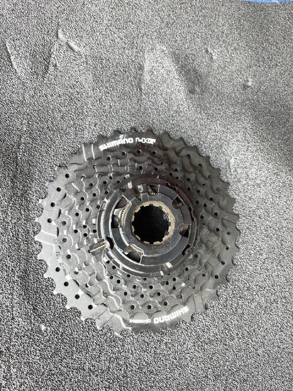 Shimano  CS-HG201 9-speed Cassette 11-36T
