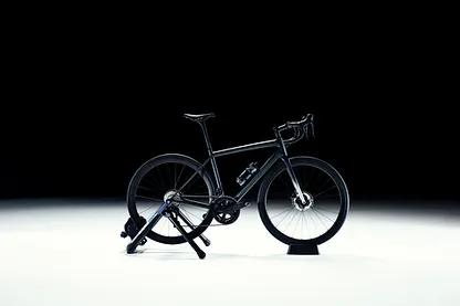 [CP20899W] Wahoo KICKR SNAP PowerTrainer